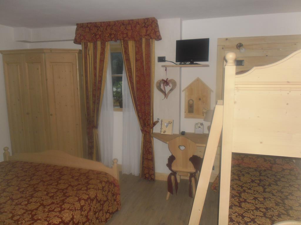 Bed and Breakfast Maso Pin Madonna Zimmer foto