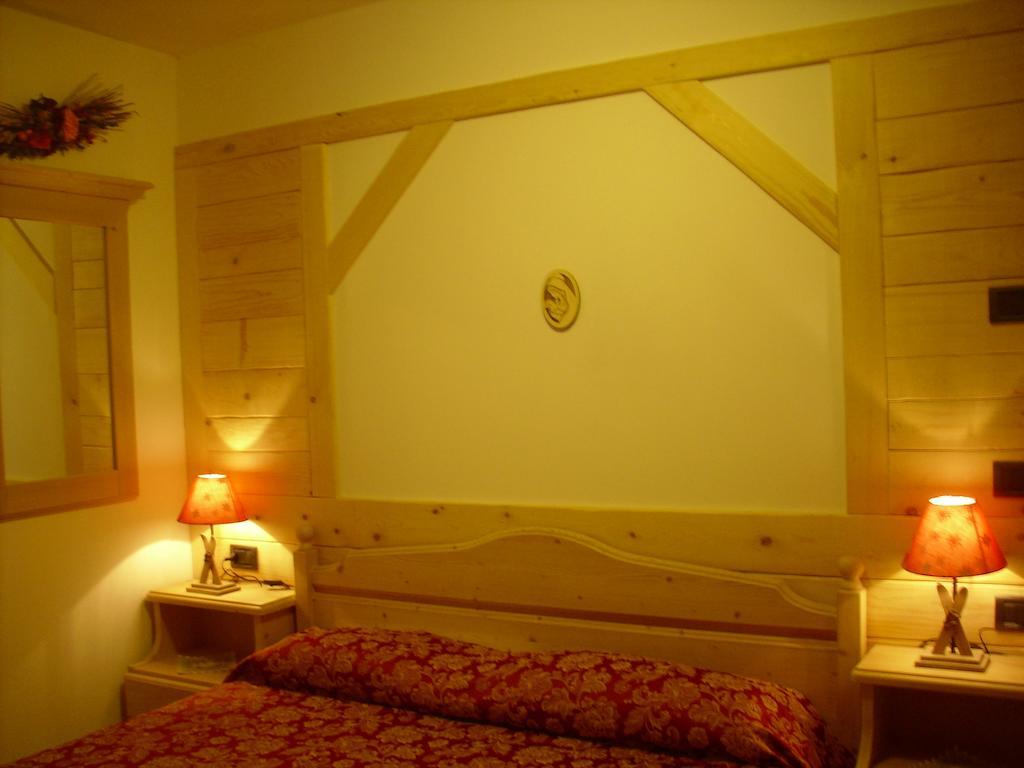 Bed and Breakfast Maso Pin Madonna Zimmer foto