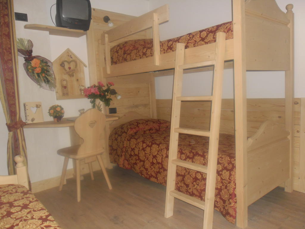 Bed and Breakfast Maso Pin Madonna Zimmer foto