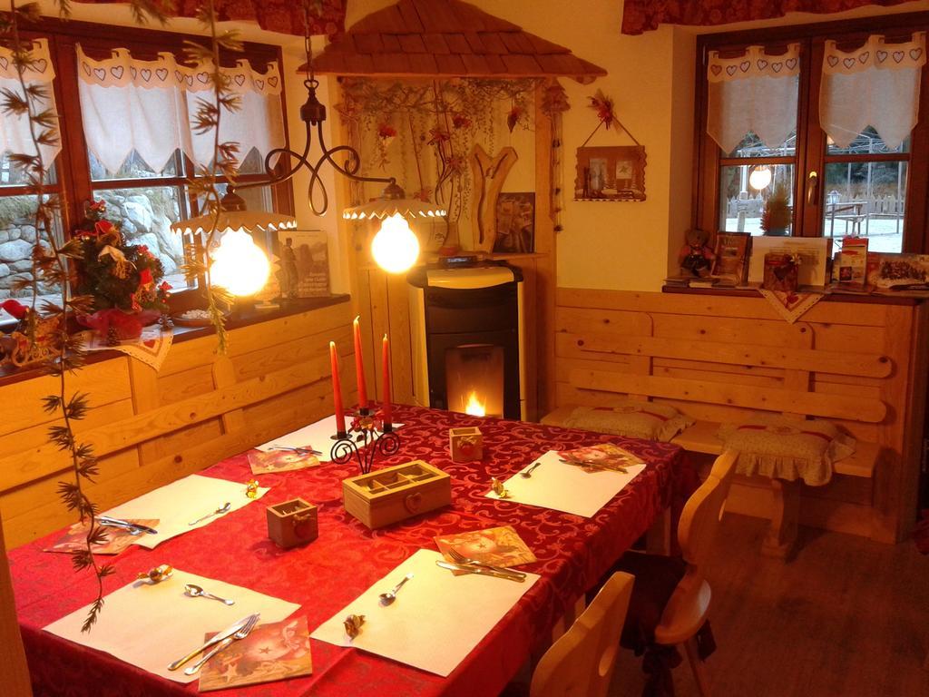 Bed and Breakfast Maso Pin Madonna Exterior foto